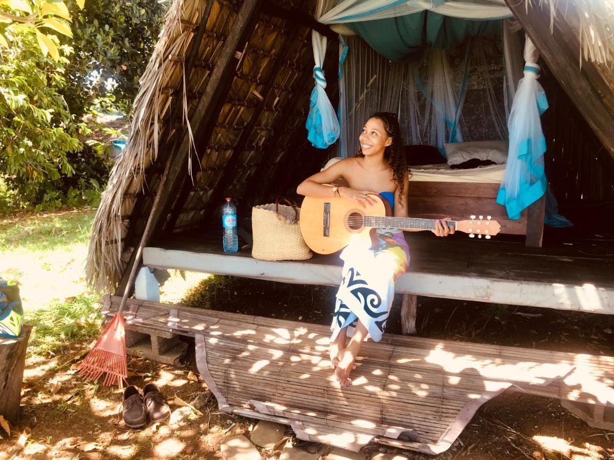 Corto Novo Maison D'Hotes-Camping Nosy-Be エクステリア 写真